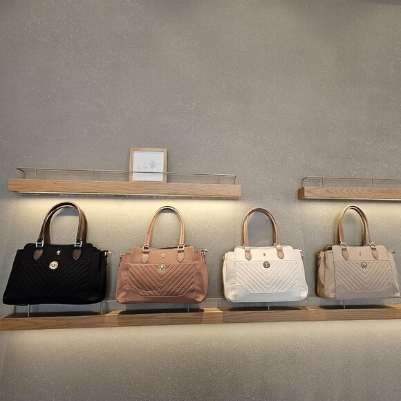 Stylish Black Nylon Leather Large Tote Crossbody Bag for Women with Multiple Poc - Picture 7 of 8